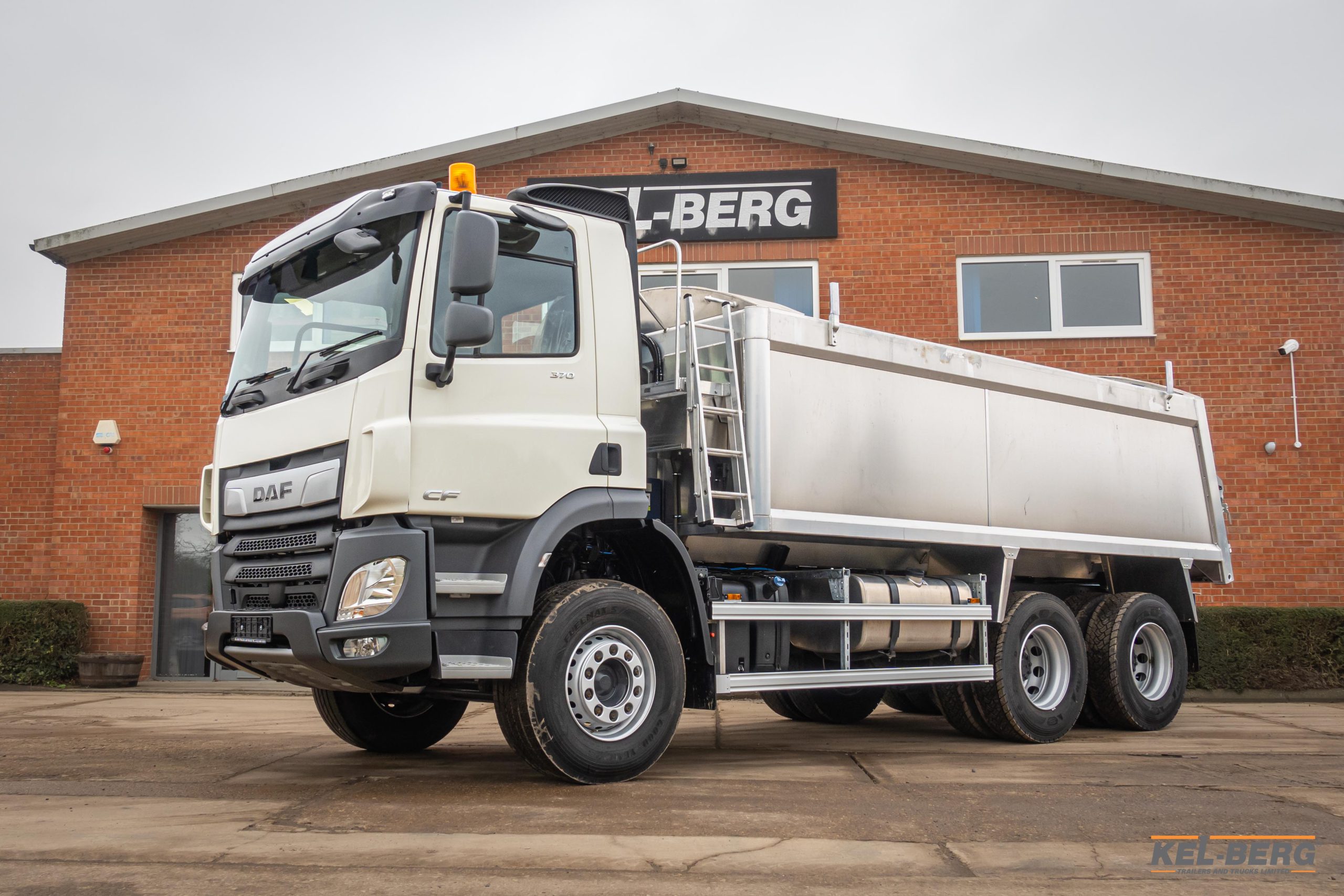 DAF CF370 6×4 Kel-Berg Insulated Tipper